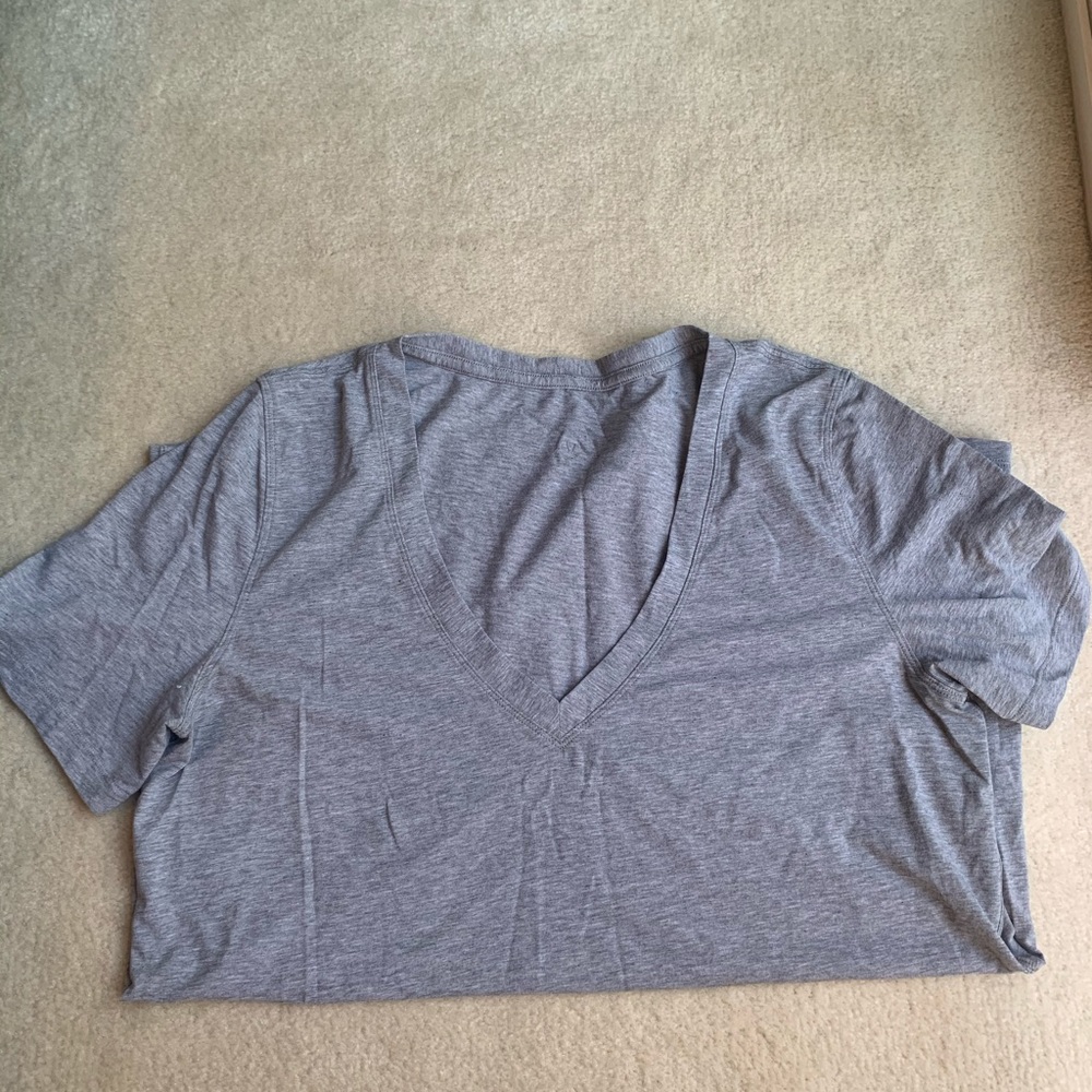 Lululemon T-shirt  V neck